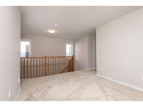 Photo 13 at 459 Cope Drive, Emerald Meadows/Trailwest, Kanata
