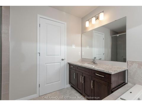 Photo 18 at 459 Cope Drive, Emerald Meadows/Trailwest, Kanata