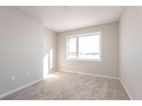Photo 24 at 459 Cope Drive, Emerald Meadows/Trailwest, Kanata