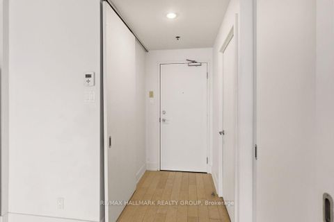 Photo 5 at 203 - 360 McLeod Street, Ottawa Centre