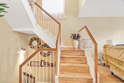 Photo 16 at 2362 Bois Vert Place, Avalon East, Orleans