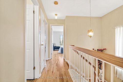 Photo 17 at 2362 Bois Vert Place, Avalon East, Orleans