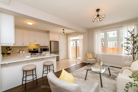 Photo 13 at 703 Derreen Avenue, Stittsville (North), Stittsville