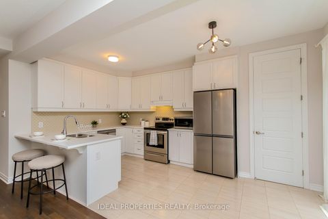 Photo 17 at 703 Derreen Avenue, Stittsville (North), Stittsville