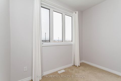 Photo 24 at 703 Derreen Avenue, Stittsville (North), Stittsville