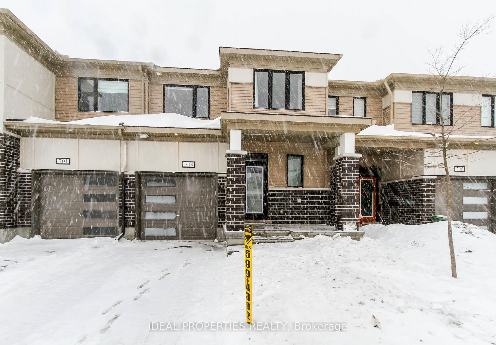 703 Derreen Avenue, Stittsville (North), Stittsville 2