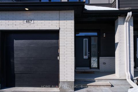 Photo 2 at 467 Cope Drive, Emerald Meadows/Trailwest, Kanata