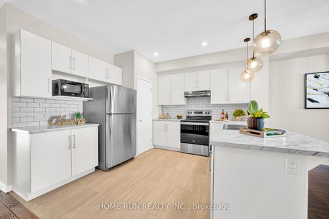 Photo 7 at 467 Cope Drive, Emerald Meadows/Trailwest, Kanata