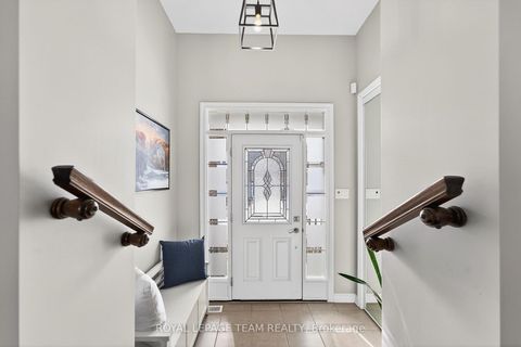 Photo 4 at 179 Asper Trail Circle, Emerald Meadows/Trailwest, Kanata