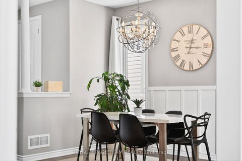 Photo 6 at 179 Asper Trail Circle, Emerald Meadows/Trailwest, Kanata