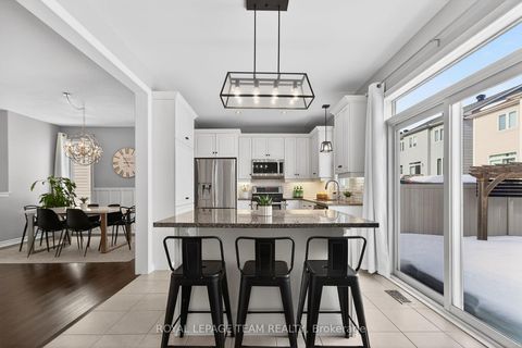 Photo 8 at 179 Asper Trail Circle, Emerald Meadows/Trailwest, Kanata