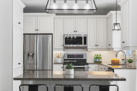 Photo 9 at 179 Asper Trail Circle, Emerald Meadows/Trailwest, Kanata