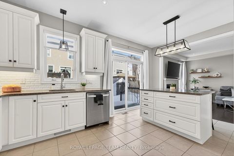 Photo 11 at 179 Asper Trail Circle, Emerald Meadows/Trailwest, Kanata