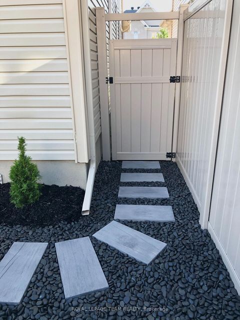 Photo 40 at 179 Asper Trail Circle, Emerald Meadows/Trailwest, Kanata