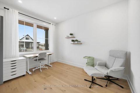 Photo 14 at 296 Cornice Street, Mer Bleue/Bradley Estates/Anderson Park, Orleans