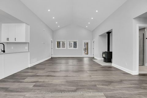 Photo 11 at 1797 March Road, CARP, Carp