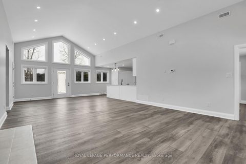 Photo 13 at 1797 March Road, CARP, Carp