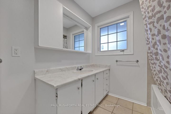 Photo 25 at 1107 Meadowlands Drive, Nepean (Carleton Square), Ottawa