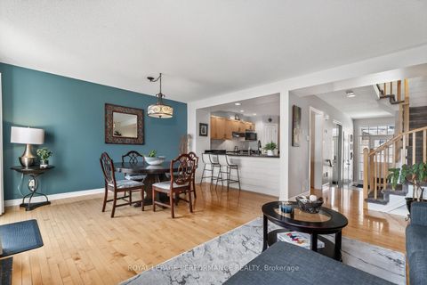 Photo 7 at 229 Saddlesmith Circle, Emerald Meadows/Trailwest, Kanata