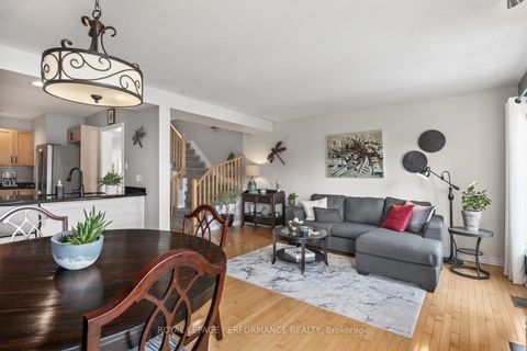 Photo 9 at 229 Saddlesmith Circle, Emerald Meadows/Trailwest, Kanata