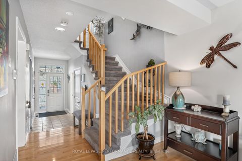 Photo 17 at 229 Saddlesmith Circle, Emerald Meadows/Trailwest, Kanata