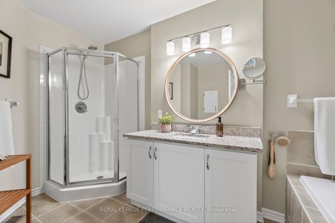 Photo 22 at 229 Saddlesmith Circle, Emerald Meadows/Trailwest, Kanata