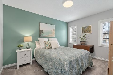 Photo 24 at 229 Saddlesmith Circle, Emerald Meadows/Trailwest, Kanata