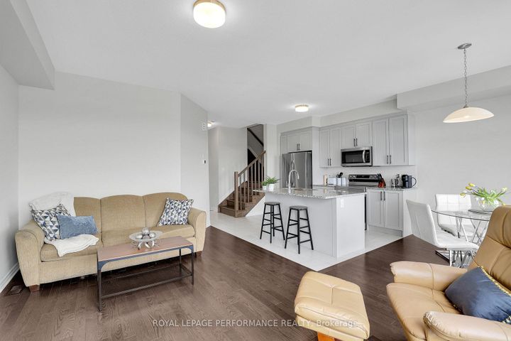 Photo 7 at 110 Main Halyard Lane, Nepean (Half Moon Bay), Ottawa