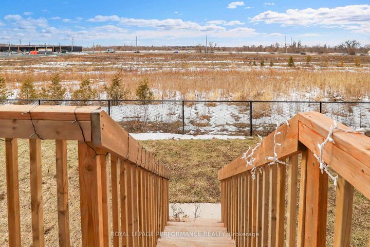 Photo 22 at 110 Main Halyard Lane, Nepean (Half Moon Bay), Ottawa