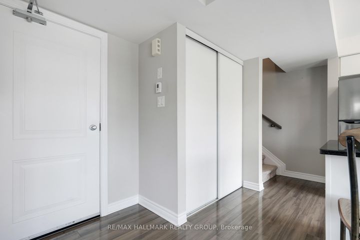 Photo 5 at 763 Chapman Mills Drive, Nepean (Strandherd), Ottawa