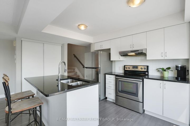 Photo 11 at 763 Chapman Mills Drive, Nepean (Strandherd), Ottawa