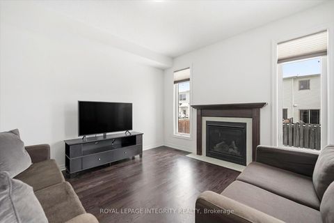 Photo 10 at 88 Chevron Place, Mer Bleue/Bradley Estates/Anderson Park, Orleans