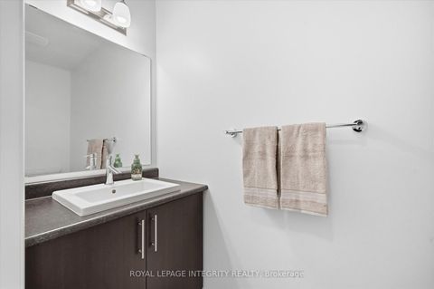 Photo 17 at 88 Chevron Place, Mer Bleue/Bradley Estates/Anderson Park, Orleans