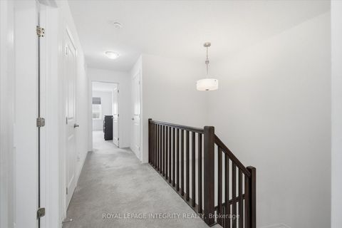 Photo 18 at 88 Chevron Place, Mer Bleue/Bradley Estates/Anderson Park, Orleans