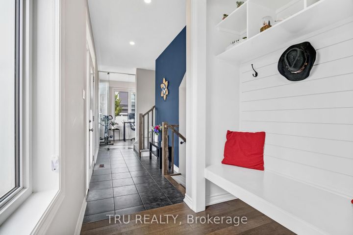 Photo 4 at 20 Coppermine Street, Nepean (Heritage Park), Ottawa