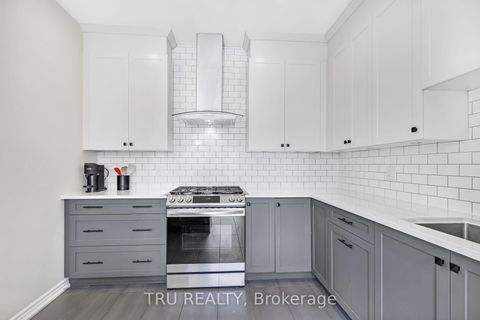 Photo 16 at 20 Coppermine Street, Nepean (Heritage Park), Ottawa