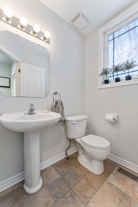 Photo 22 at 162 Saltspring Private, Bridlewood, Kanata