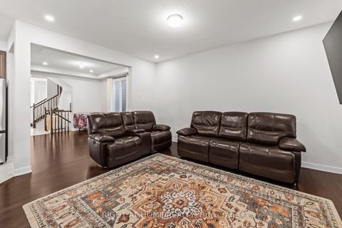 Photo 11 at 837 Derren Avenue, Stittsville (North), Stittsville