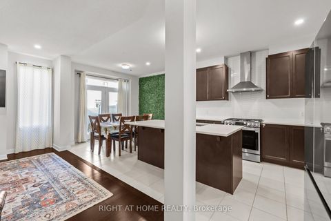 Photo 12 at 837 Derren Avenue, Stittsville (North), Stittsville