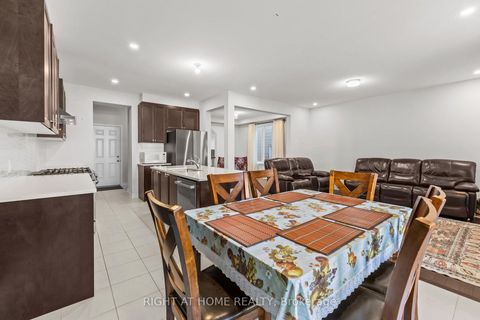 Photo 22 at 837 Derren Avenue, Stittsville (North), Stittsville