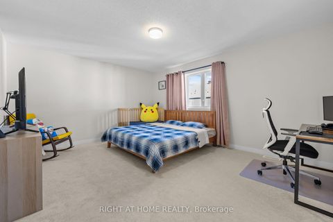 Photo 29 at 837 Derren Avenue, Stittsville (North), Stittsville