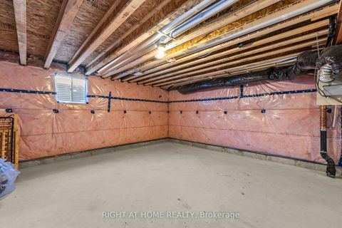 Photo 36 at 837 Derren Avenue, Stittsville (North), Stittsville