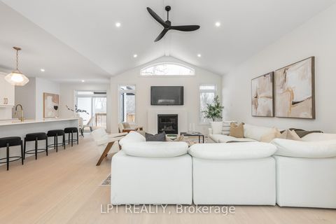 Photo 4 at 23 Skeel Court, Btwn Franktown Rd. & Fallowfield Rd., Stittsville