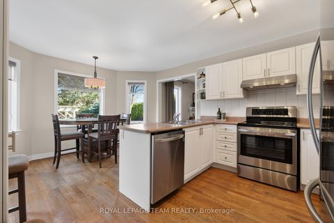 Photo 12 at 13 Granite Ridge Drive, Stittsville (Central), Stittsville