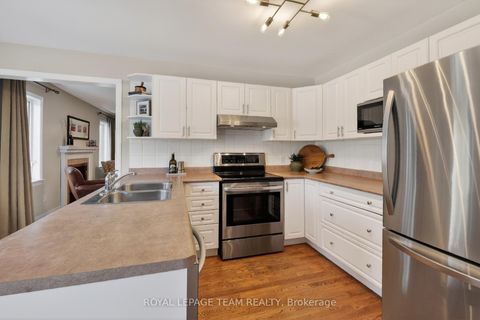 Photo 14 at 13 Granite Ridge Drive, Stittsville (Central), Stittsville