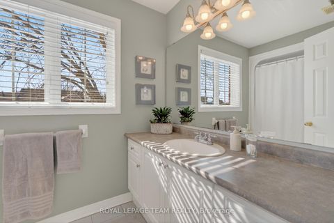 Photo 33 at 13 Granite Ridge Drive, Stittsville (Central), Stittsville