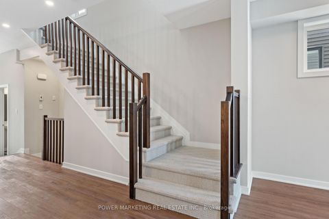 Photo 11 at 431 Cope Drive, Emerald Meadows/Trailwest, Kanata