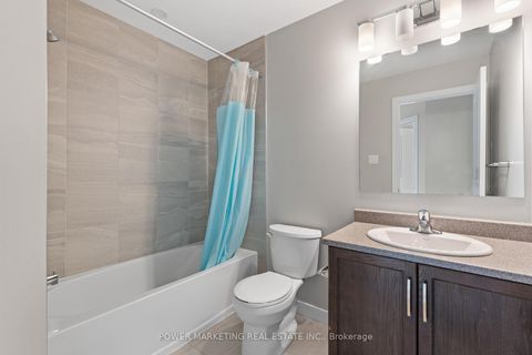 Photo 19 at 431 Cope Drive, Emerald Meadows/Trailwest, Kanata