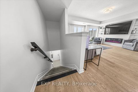 Photo 3 at 704 Lapland Private, Emerald Meadows/Trailwest, Kanata