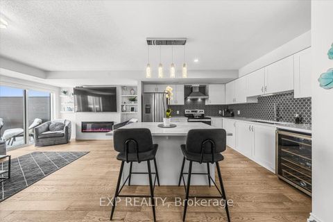 Photo 16 at 704 Lapland Private, Emerald Meadows/Trailwest, Kanata